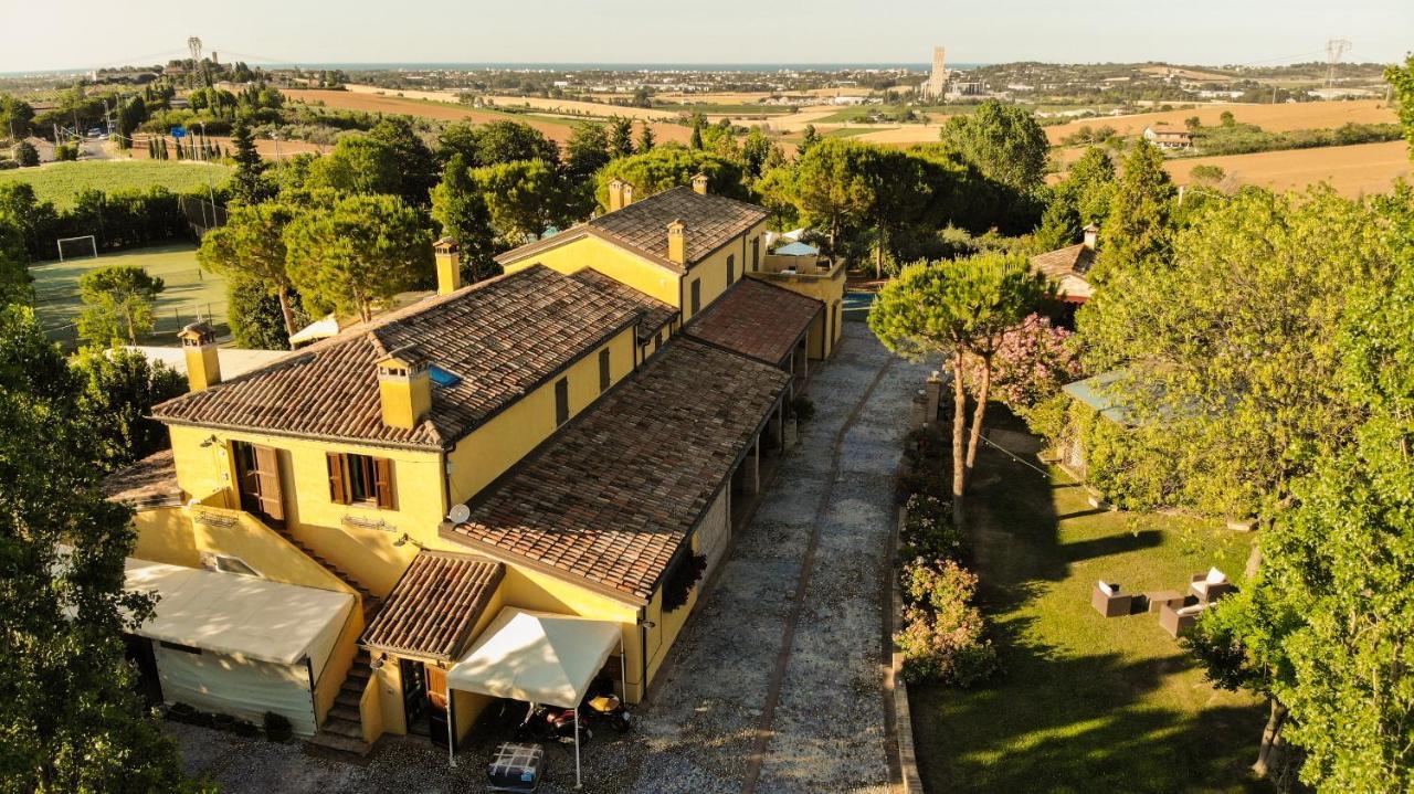 Il Podere Del Germano Reale Coriano Exterior foto