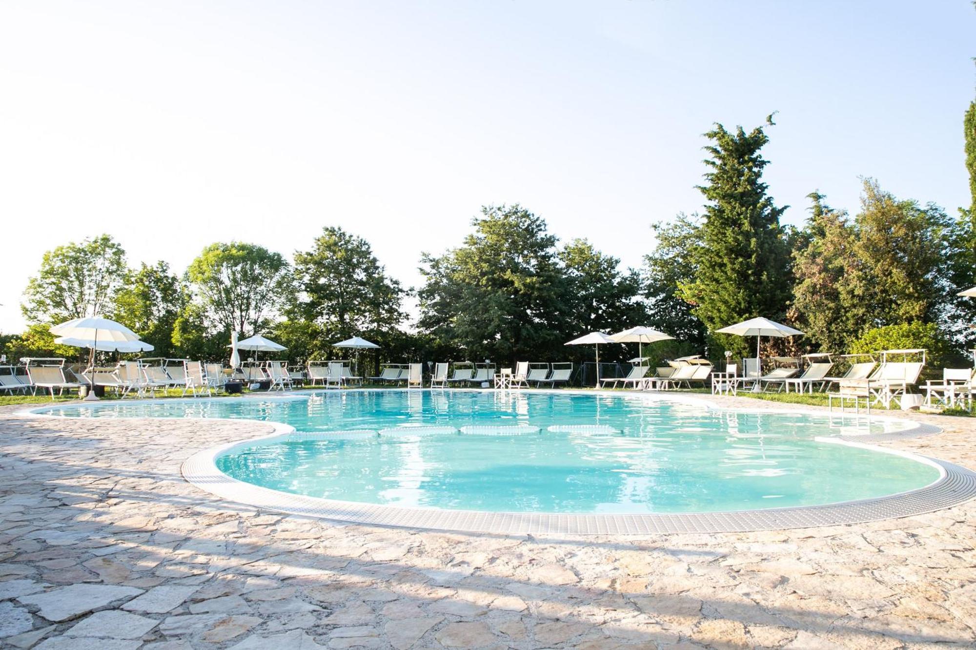 Il Podere Del Germano Reale Coriano Exterior foto